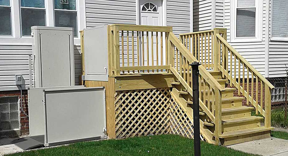 Residential Vertical Platform Wheelchair lift